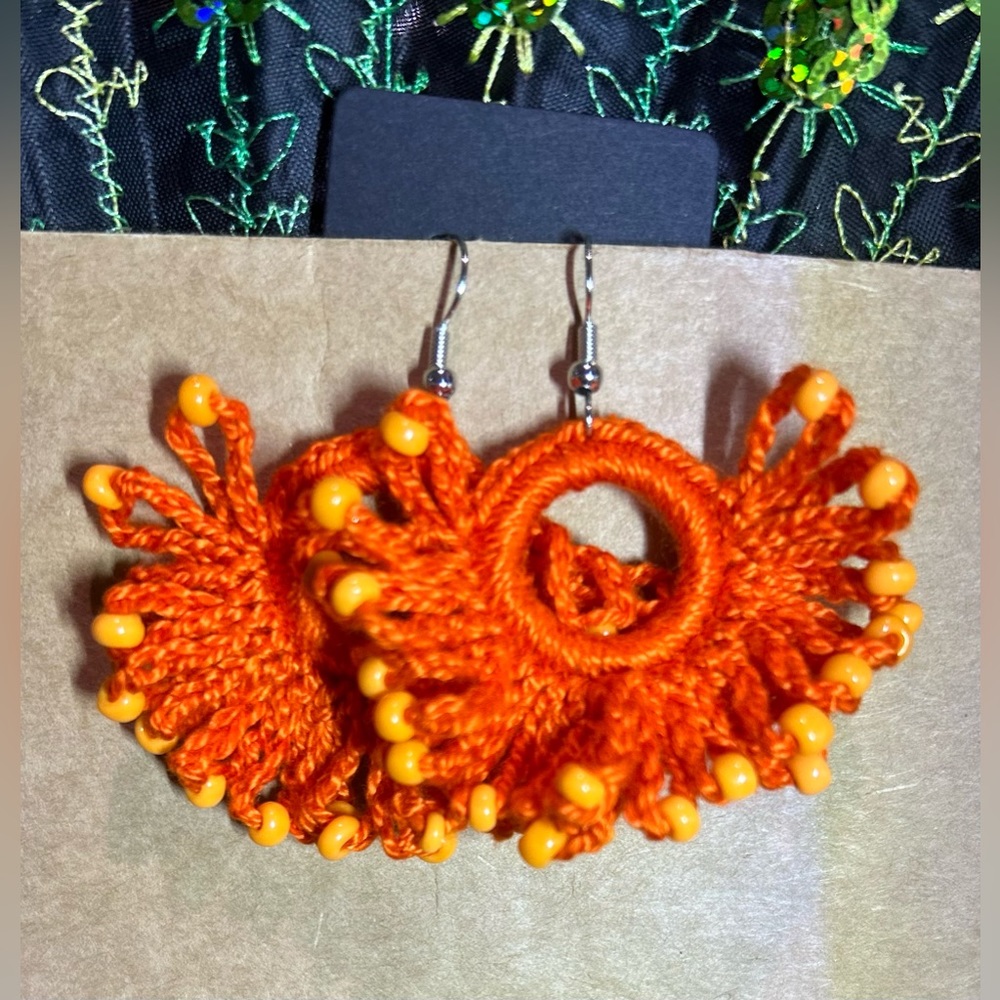 Earrings fashion